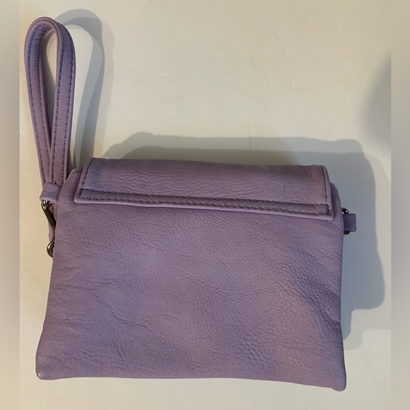 Charming Charlie Lavender Lilac Wristlet Wallet purse with crossbody Strap LNC - Picture 8 of 8